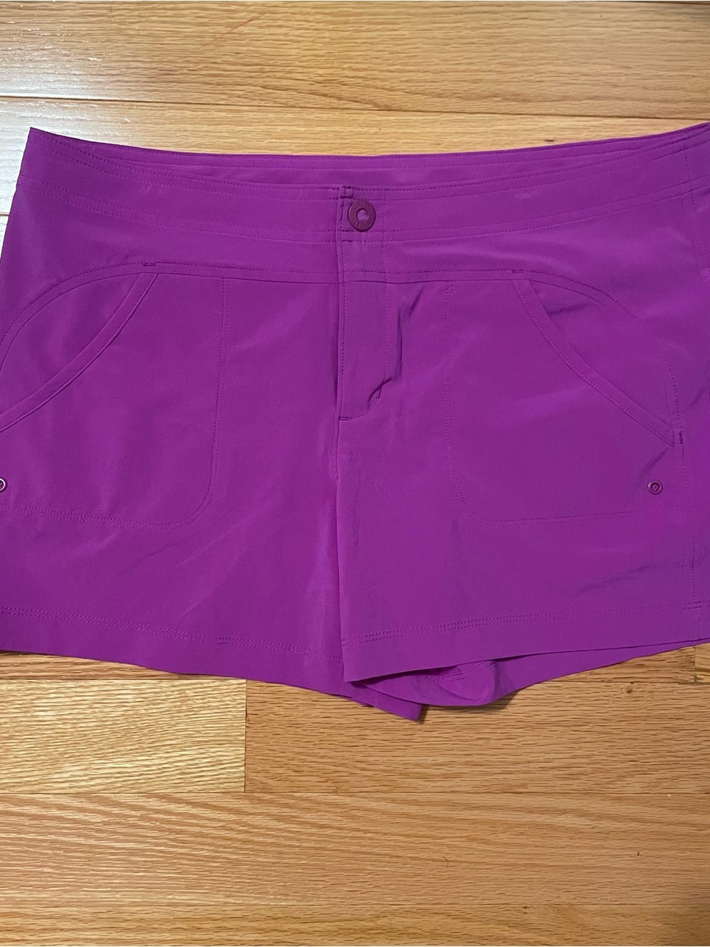 Athleta Purple Costa Quick Dry Shorts With Pockets Size 12